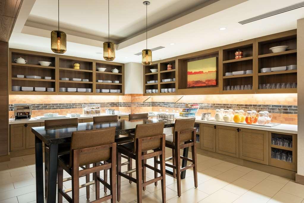 Hyatt House Denver/Downtown Ресторан фото